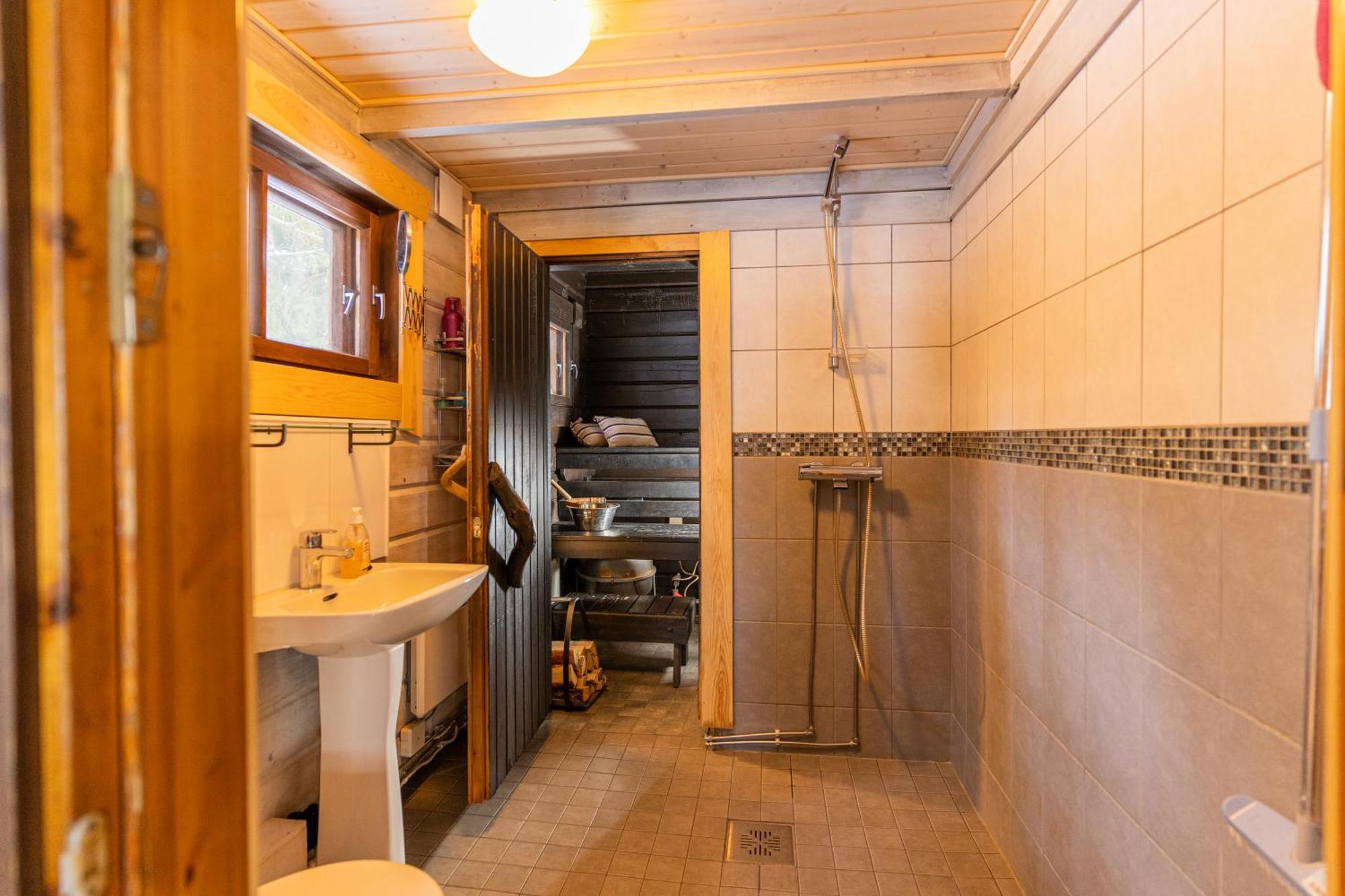 Villa Skitunaes Pyhtaa Esterno foto