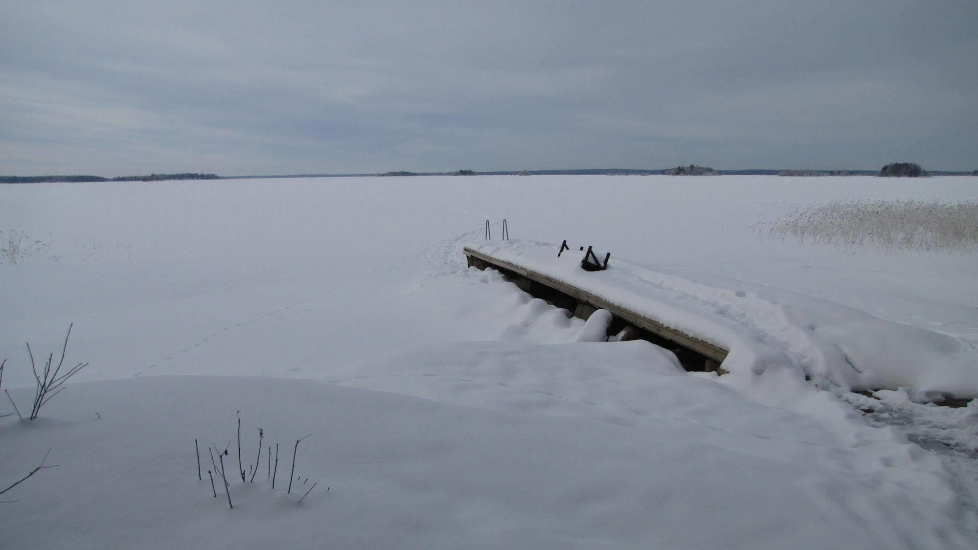 Villa Skitunaes Pyhtaa Esterno foto